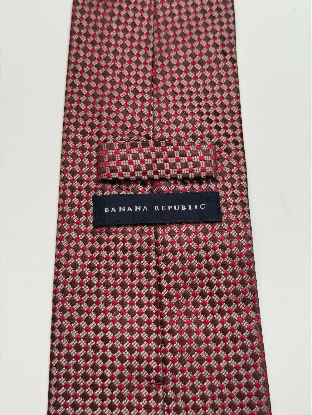 Banana Republic‎ 100% Silk Wide Tie In Red - Made In Turkey